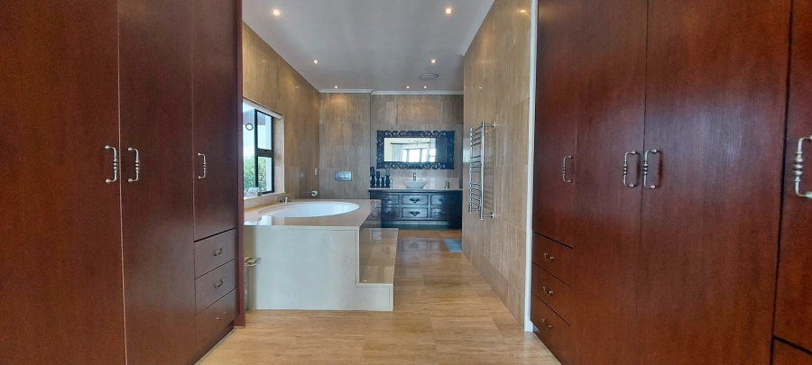 4 Bedroom Property for Sale in Arniston Western Cape